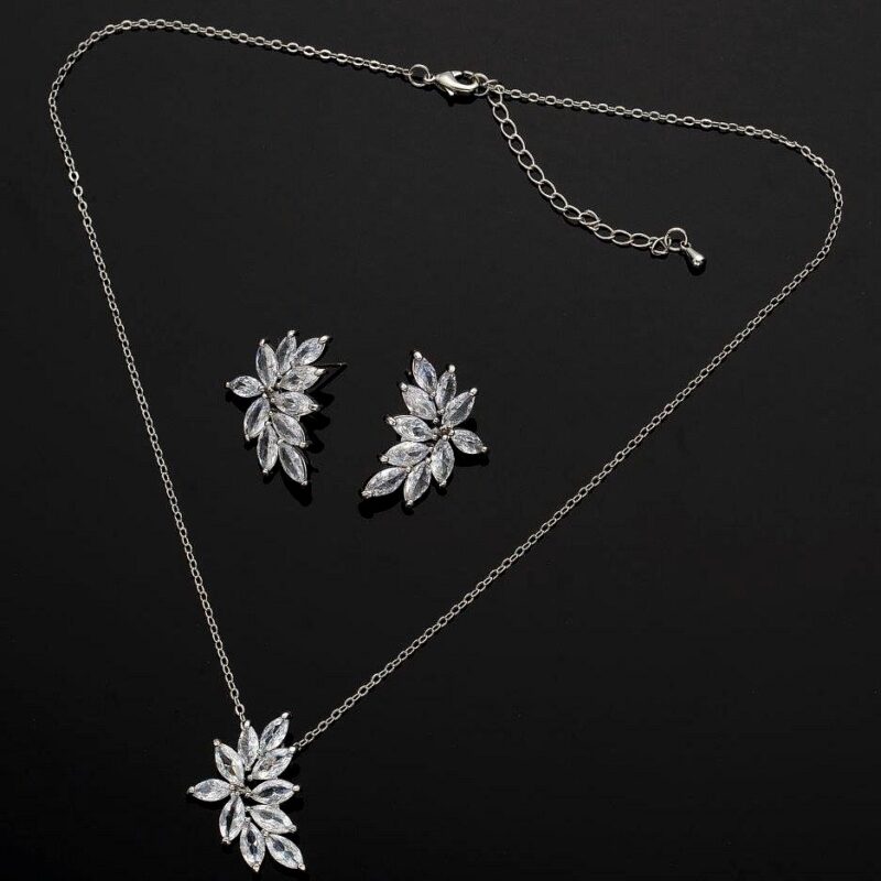 Floral Leaf CZ Pendant Necklace Set