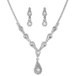 NR72-20679CLSV Linked Teardrop Dangle Rhinestone Necklace Set