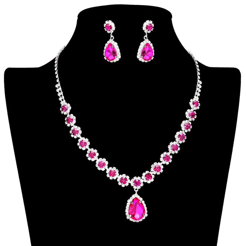 Sparkling Daisy w Pear Drop Rhinestone Necklace Set