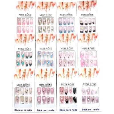 Artistic Floral Press-On Nails 12 Pack