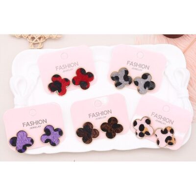 12pk Fur Clover Stud Earrings
