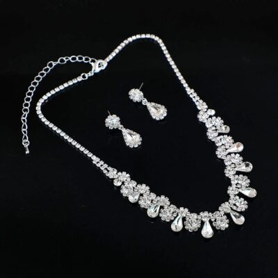 Daisy Flower Pear Shape Harmony Necklace Set