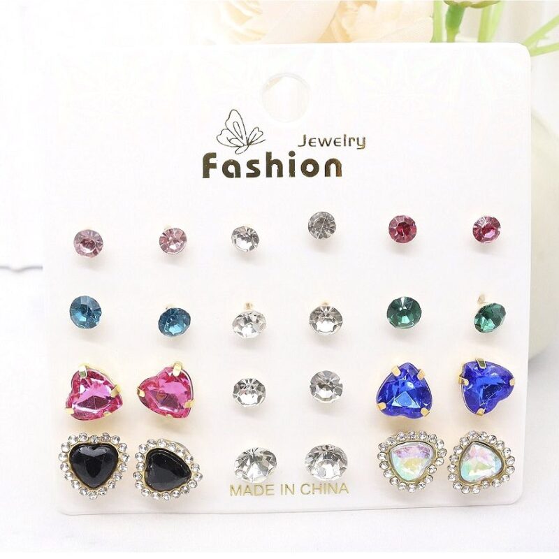 12pk Heart Circle Theme Dozen Stud Sets